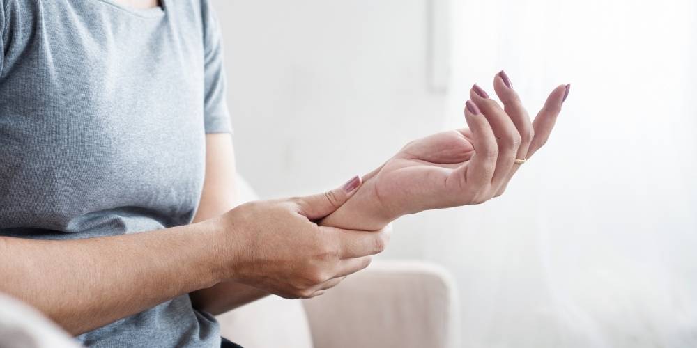 Is Your Pain Coming from Weakness or Stiffness? Active Health Clinic Glasgow